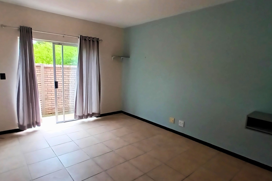 1 Bedroom Property for Sale in Beacon Bay Eastern Cape